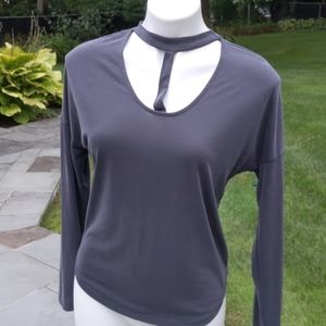 Active USA Gray off black long sleeved open top